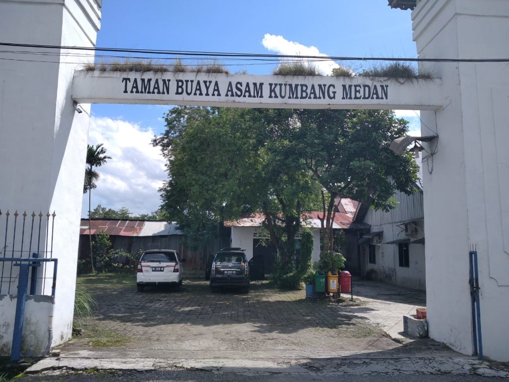 Ingang het crocodile park Medan