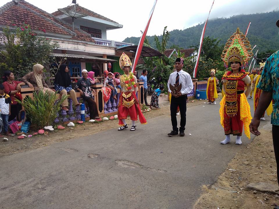 Festiviteiten tijdens de Feestdagen in Indonesië