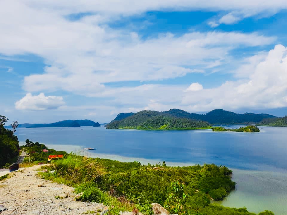 een van de feiten over Indonesië een groot land