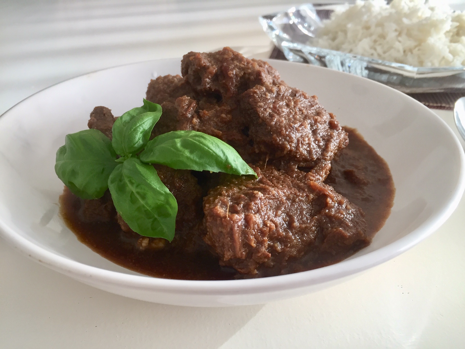 semur betawi, gesmoord rundvllees