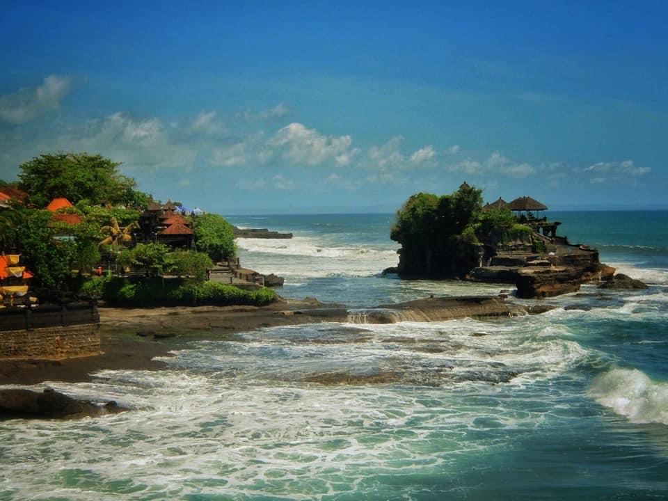 Tanah Lot op Bali mag zeker niet ontbreken tijdens  aan je rondreis Indonesië door Bali