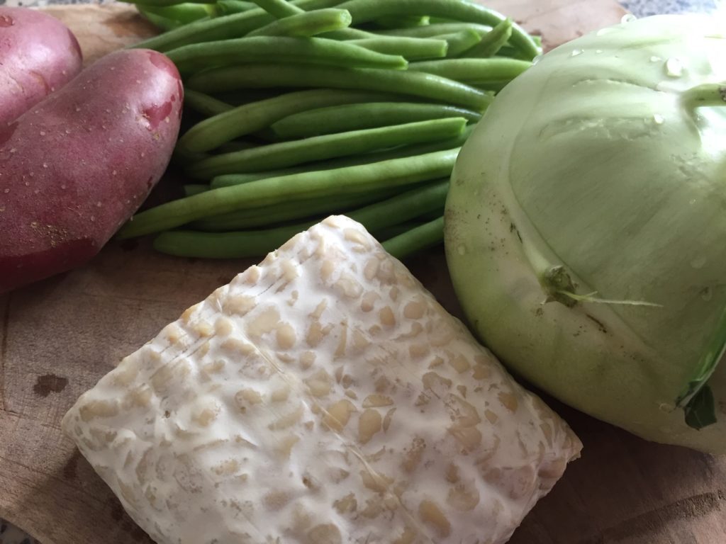 deze zijn ingrediënten om sayur lodeh labu siam telur te maken 