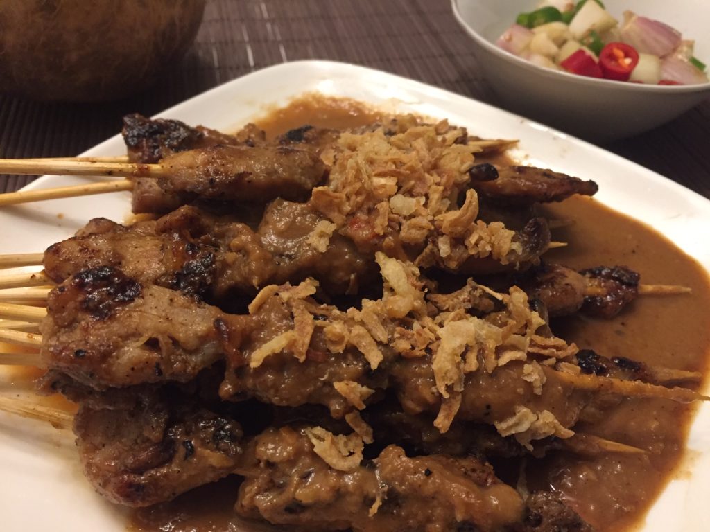 sate manis is een andere variant van saté ajam